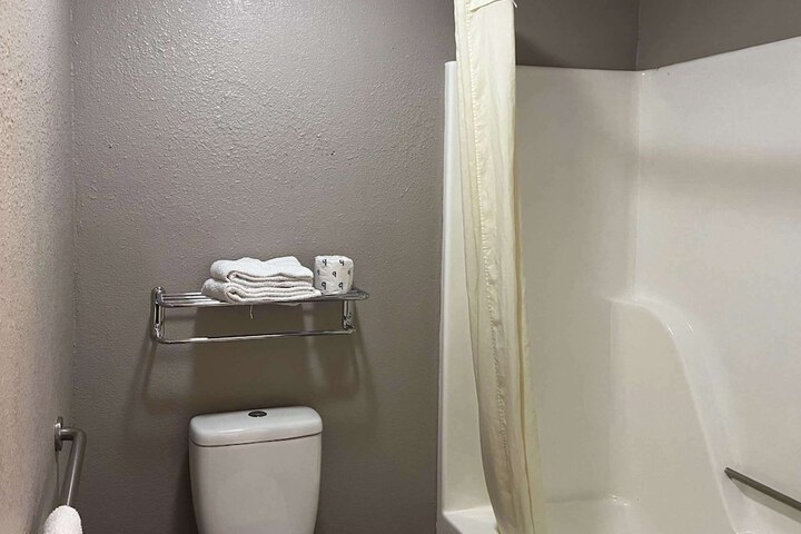 Room 19 of 23
