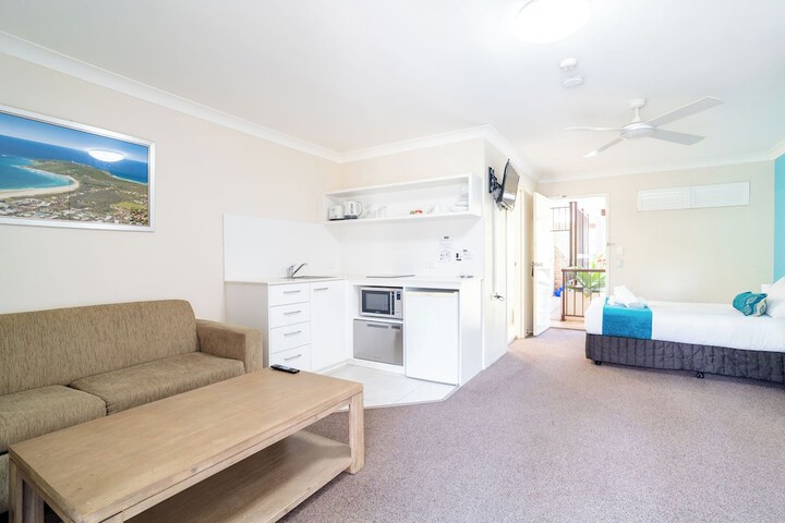 Room 10 of 22