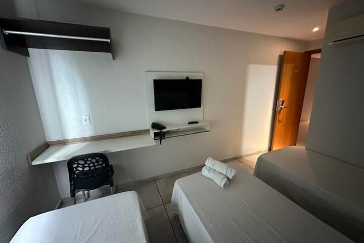 Room 17 of 39