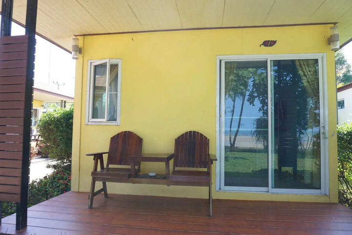 Terrace/Patio 5 of 13