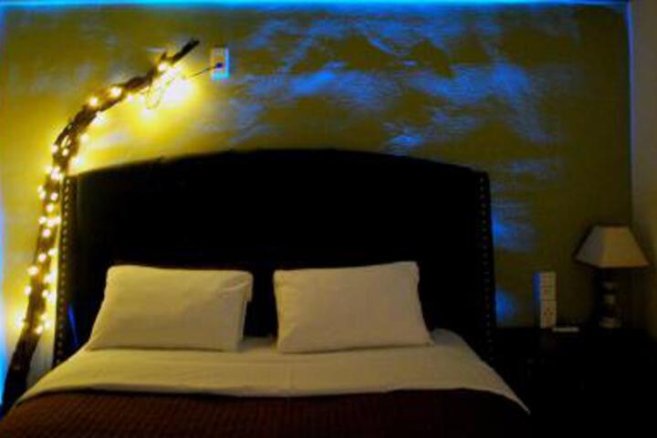 Room 2 of 37