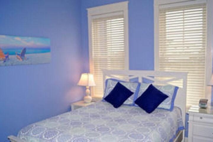 Room 12 of 20