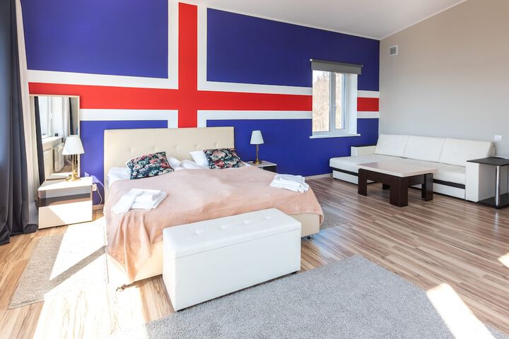 Room 26 of 28