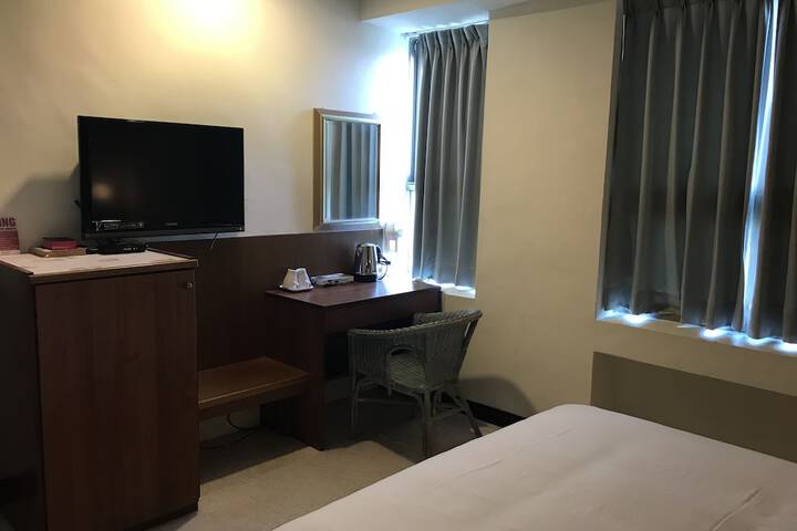 Room 19 of 51