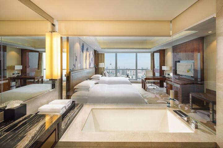 Room 15 of 57