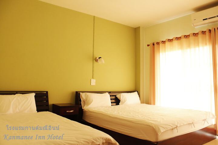 Room 6 of 15