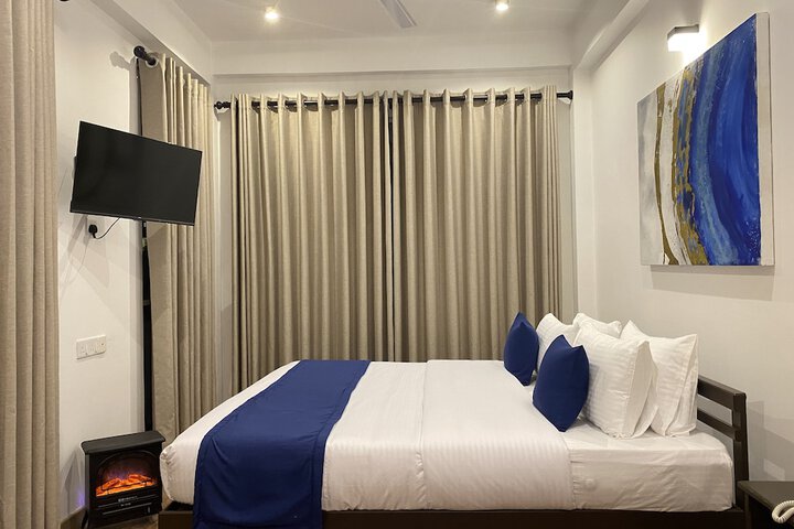 Room 6 of 29