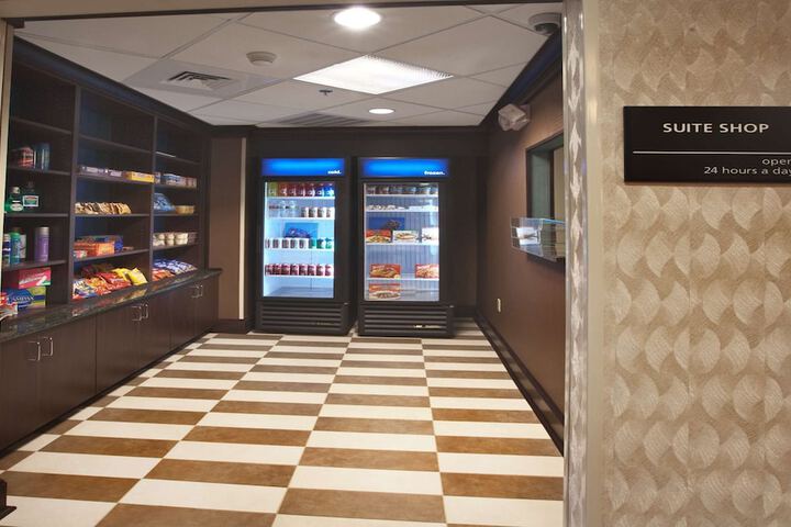 Snack bar