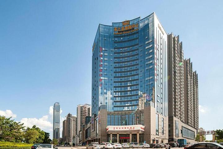 Vienna international hotel Huiyang Municipal Paza Branch