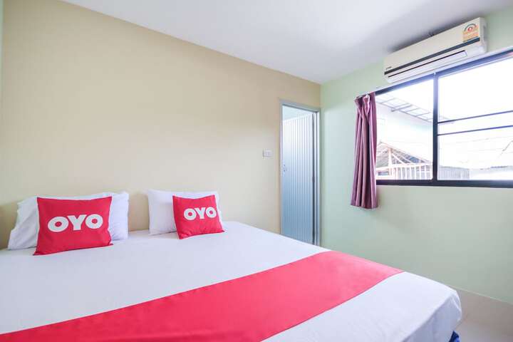 Room 6 of 27