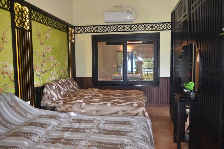 Room 22 of 146