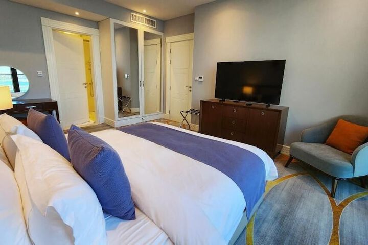 Room 32 of 109