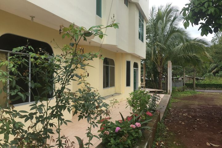 Hotel Exterior 1 of 18