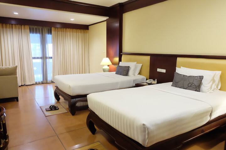 Room 38 of 140