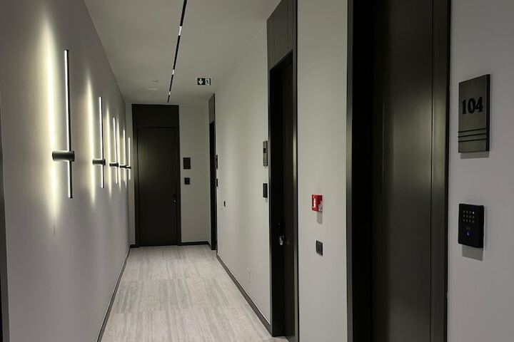 Room 17 of 48