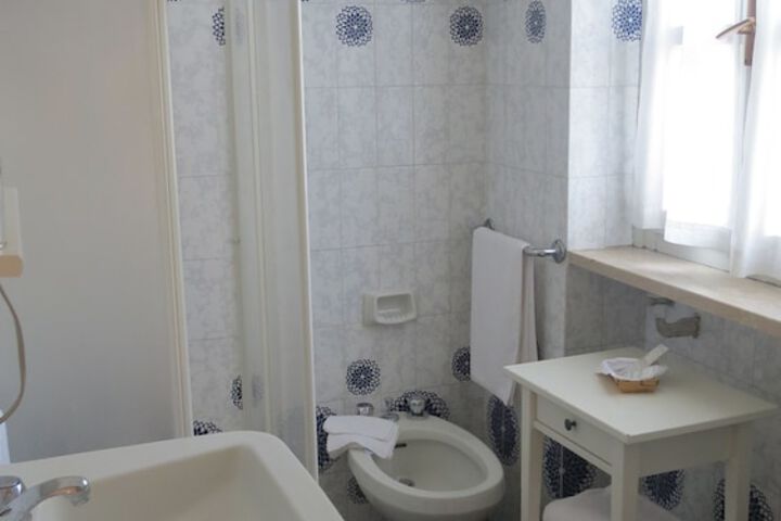 Room 20 of 47