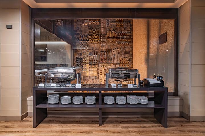 Breakfast/Coffee Service 43 of 65
