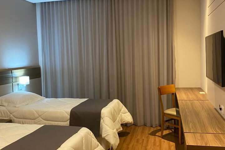 Room 7 of 35