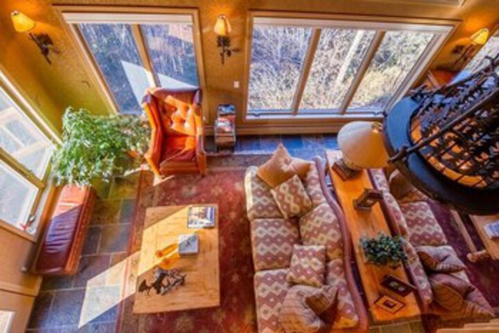 Room 4 of 22