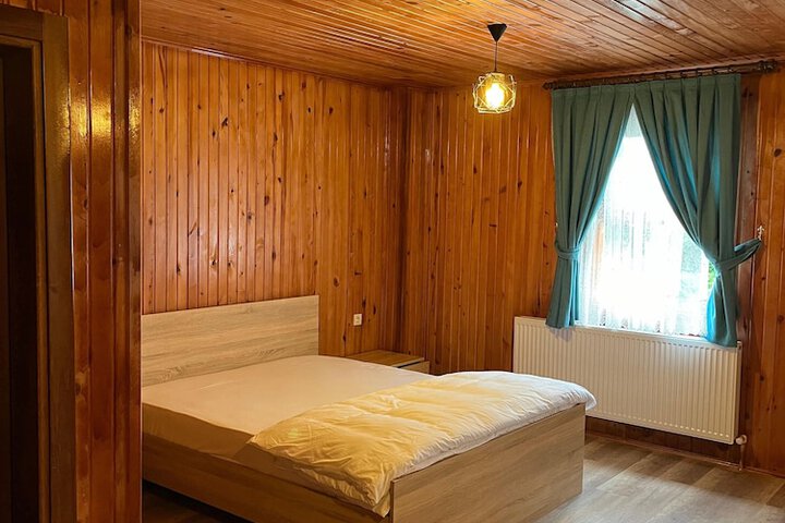 Room 2 of 13