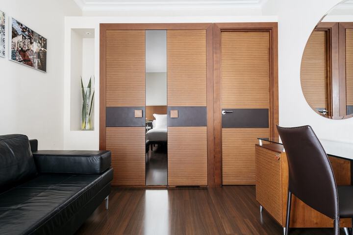 Room 12 of 71