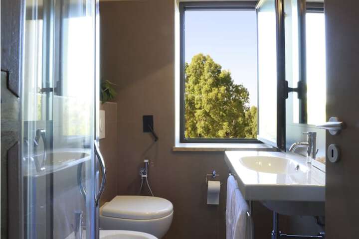 Clean Restrooms