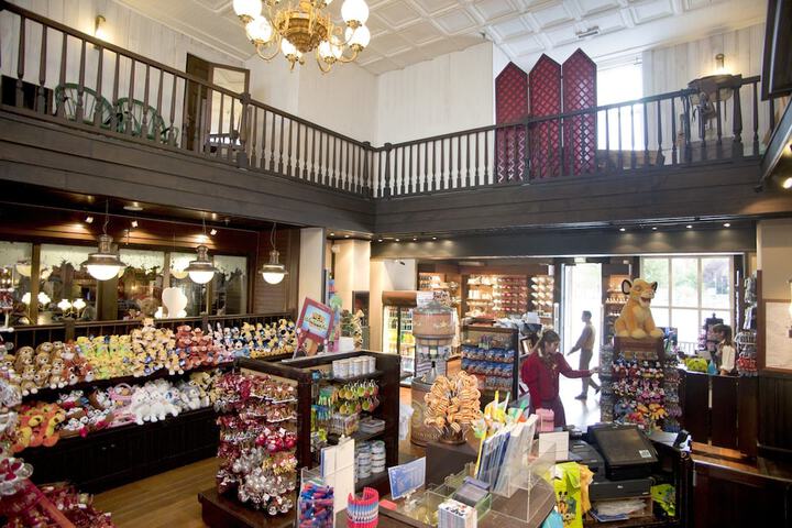 Gift shop