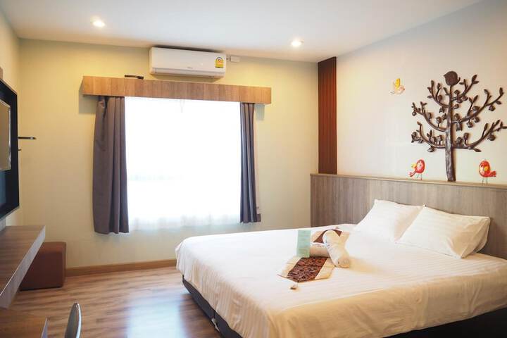Room 40 of 65