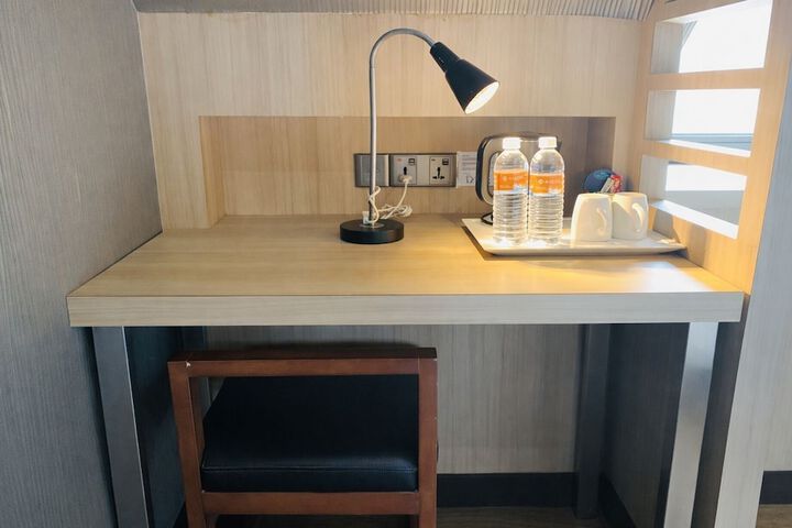 Room 55 of 104