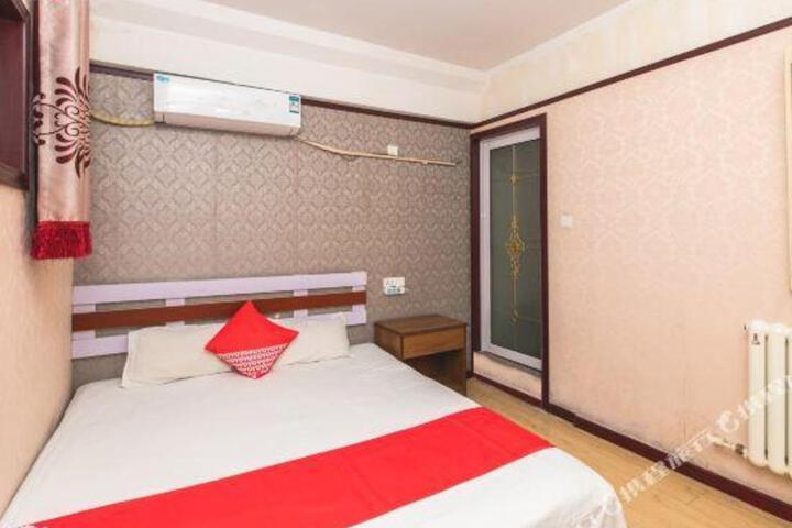 Jiaozhou yingxiang business hotel