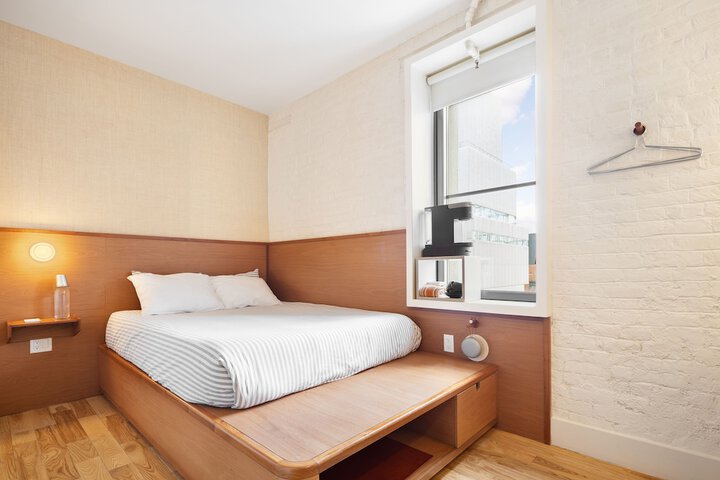 Room 78 of 171