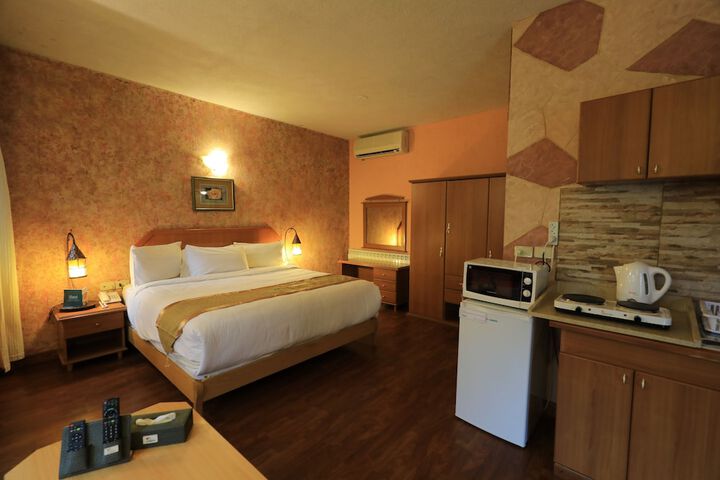 Room 18 of 68