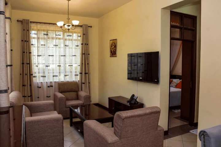 Room 8 of 29