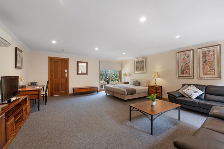 Room 8 of 47