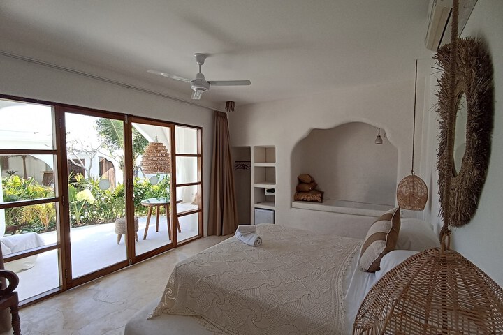 Room 10 of 52