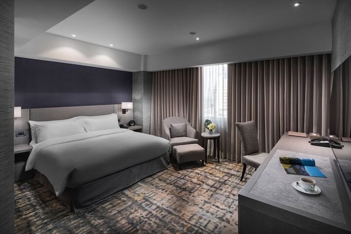 Room 7 of 44