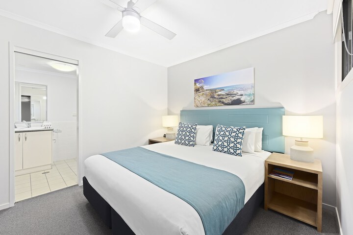 Room 12 of 65