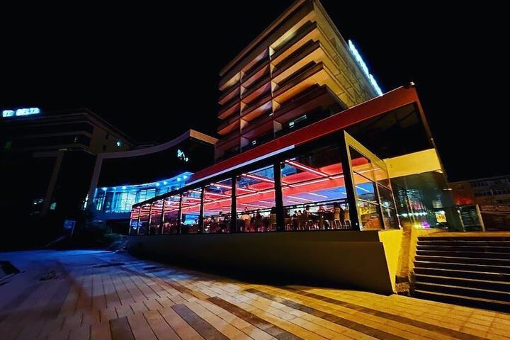 Hotel 60 of 64