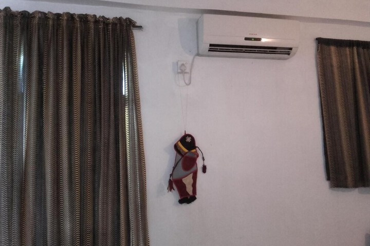 Room 8 of 46