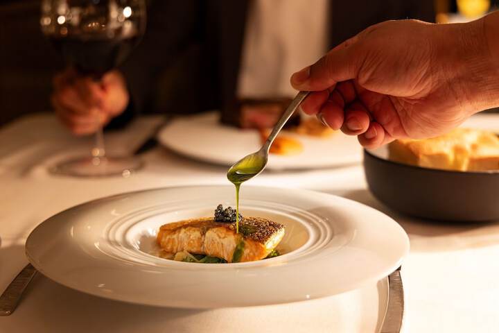 Dining 103 of 163