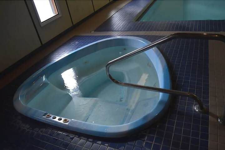Spa 40 of 56