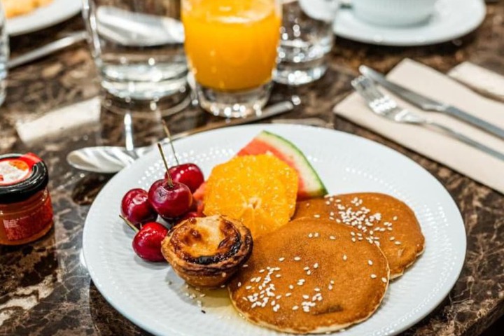 Breakfast/Coffee Service 160 of 164