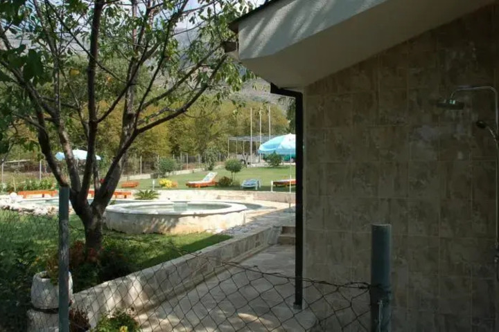 HOTEL MIRELA