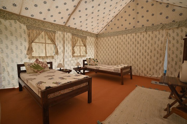 Room 3 of 21