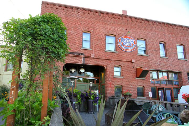 Terrace/Patio 34 of 35