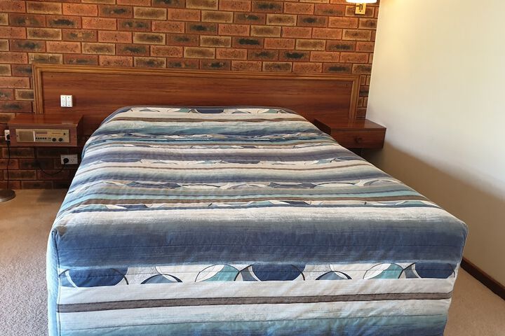 Room 5 of 35