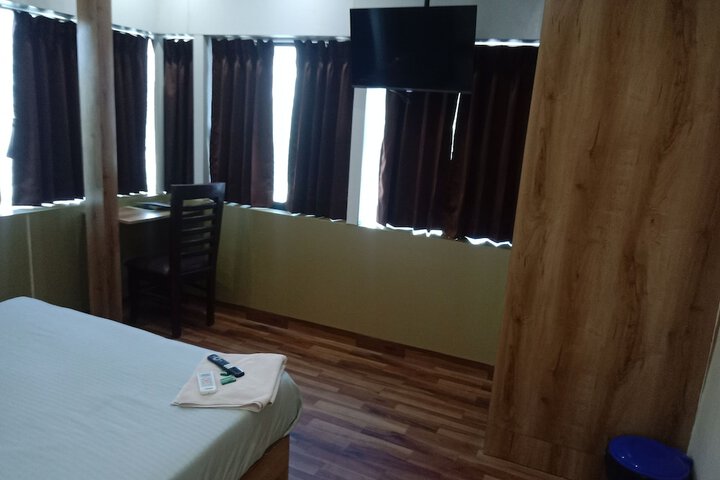 Room 21 of 46