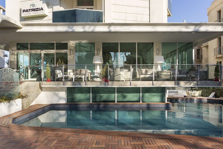 Pool 65 of 90