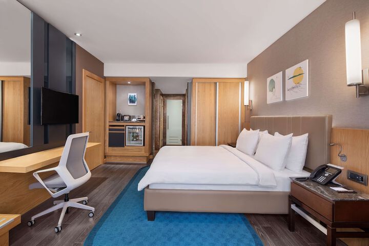 Room 43 of 116