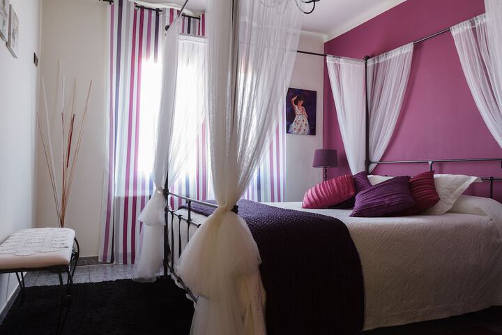 Room 21 of 183